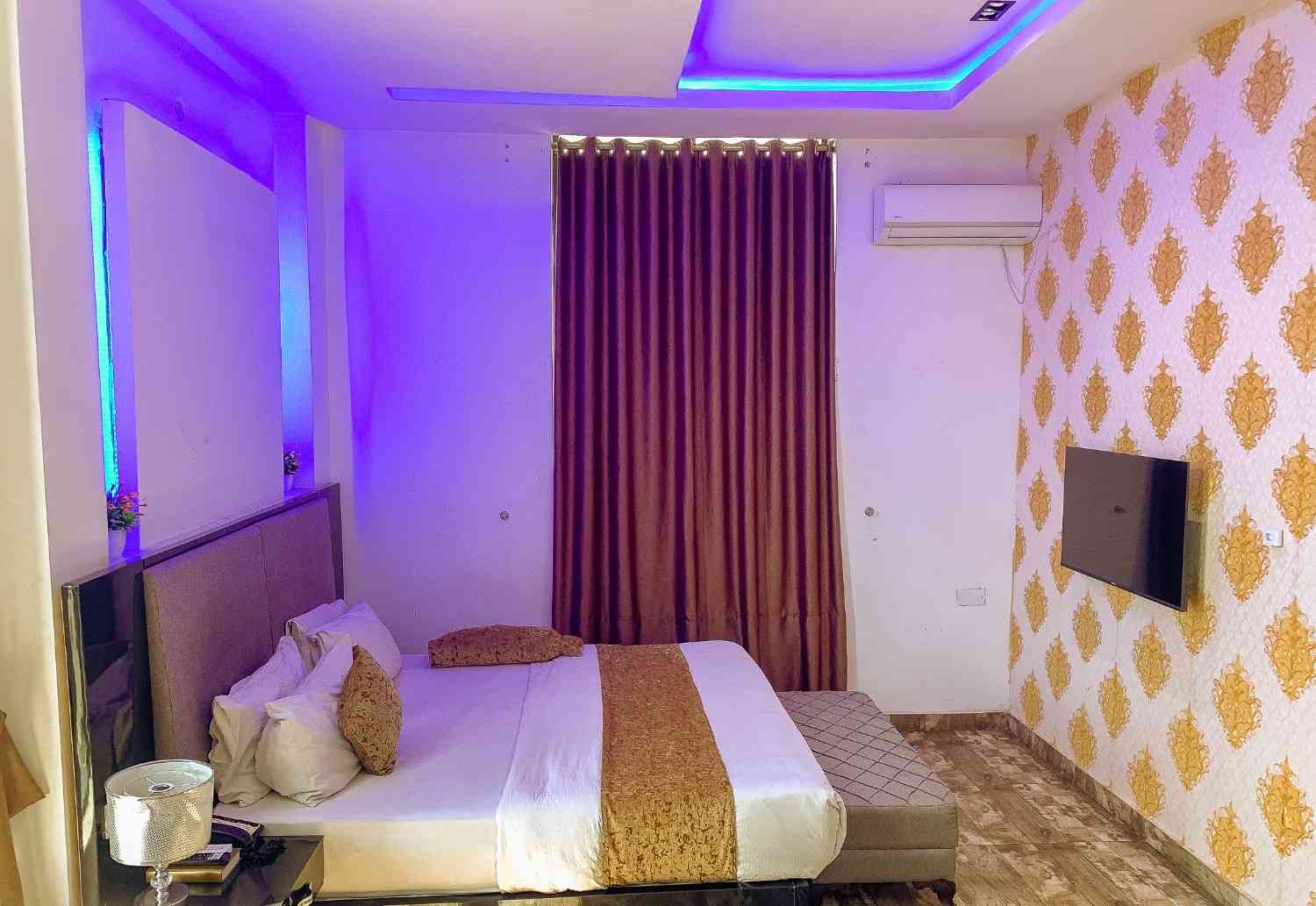 Premium Single Room